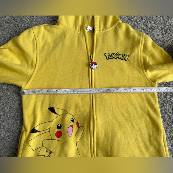 Pikachu Pokémon Jacket with Ears on hood - Picture 8 of 11